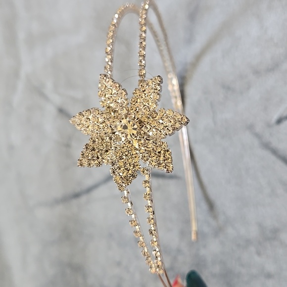 NEW Girls headband rhinestones silver - Picture 2 of 3